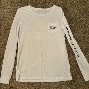 Vineyard Vines soccer long sleeve t-shirt. Small, excellent condition.